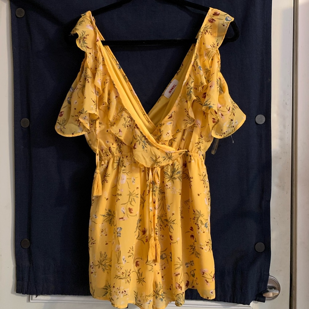 Cute yellow romper